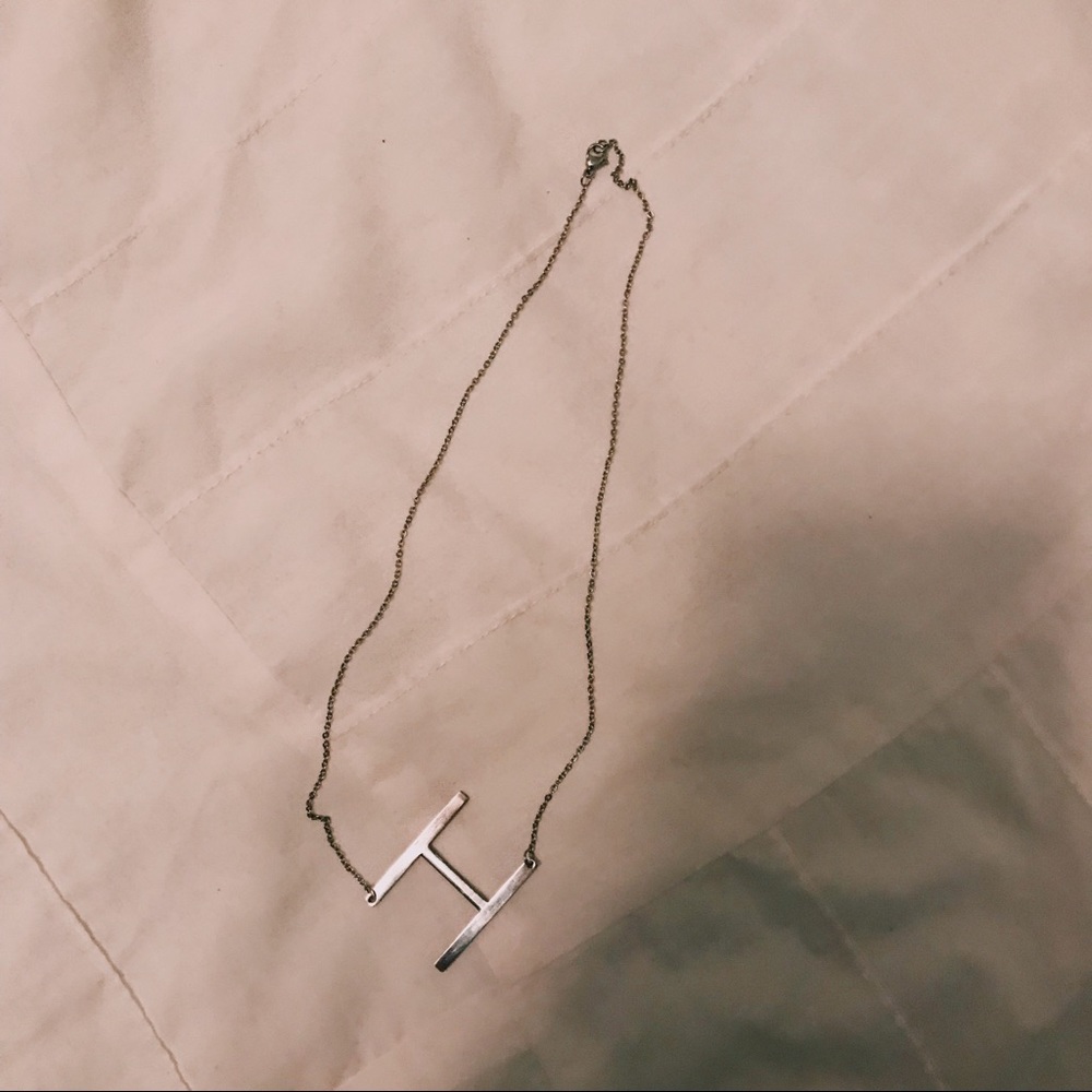 H necklace
